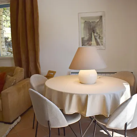 Casa Pozzu, 3 Bedrooms, Private Beach, ボニファシオ